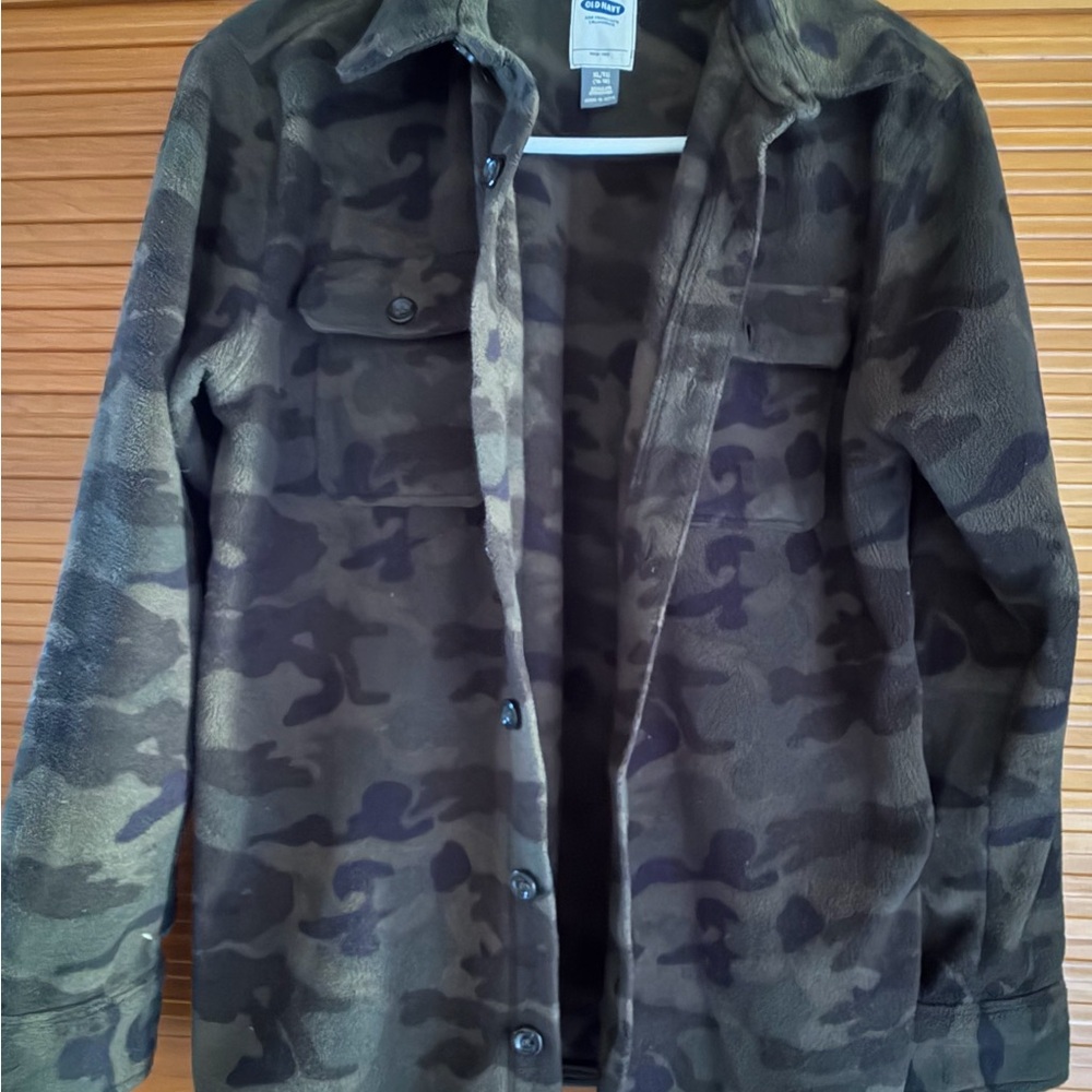 Boys Camouflage button down fleece